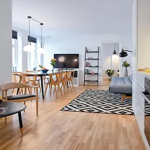 https://beautiful-2-bedroom-apartment-in-the-heart-of-copenhagen.copenhagenhotelselect.com